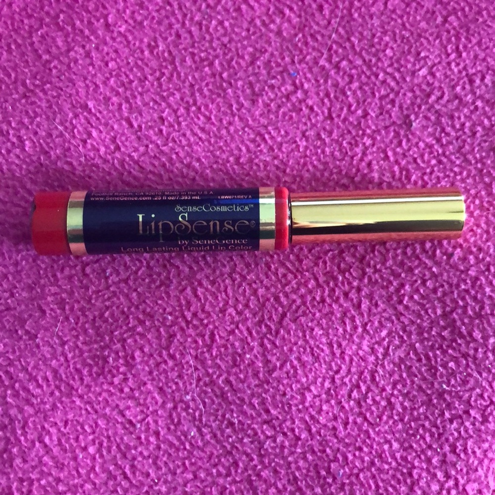 New LipSense Fly Girl